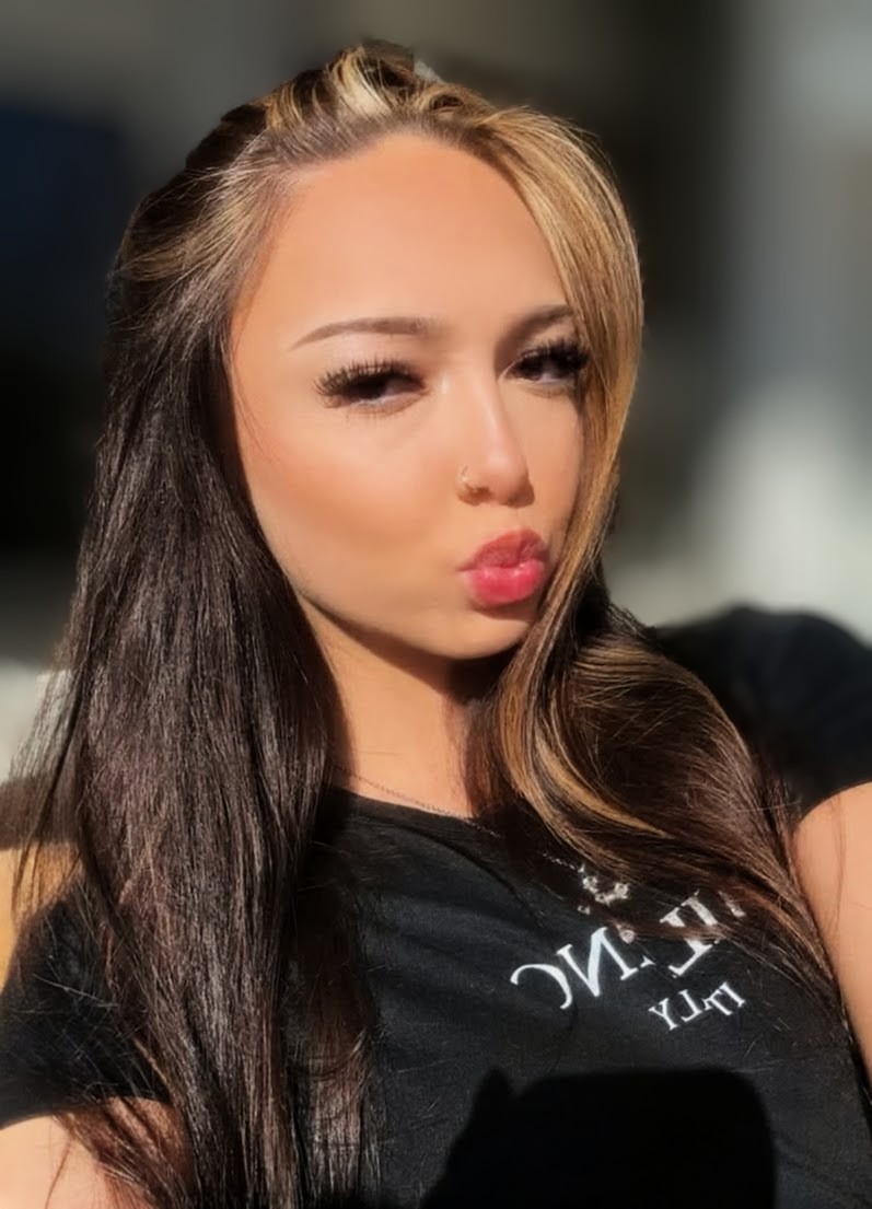 Annabella, founder of BellaRoza